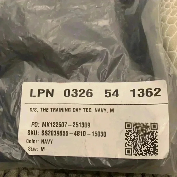 Fabletics The Training Day Tee Navy - Picture 5 of 5